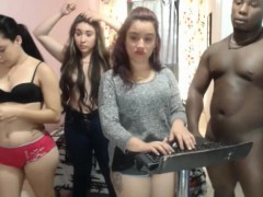 Брюнетки, Собачьи, Группа, Межрасовый секс, Вебкамера