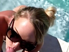 Amateur, Derrière les coulisses, Gros seins, Blonde, Sucer une bite, Hd, Pov, Adolescente