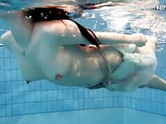 Morena, Hembra, Hd, Piscina, Ruso, Solo, Adolescente, Bajo el agua