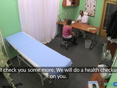 素人, フェラチオ, 医者, 指いじり, 看護婦, オフィス, オマンコ, ユニフォーム
