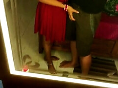 18 jahre, Grosser schwanz, Blasen, Hochschule, Freundin, Hotel, Indisch, Abendanzug