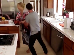 Anal, Gros cul, Gros seins, Plantureuse, Éjaculation interne, Tir de sperme, Gorge profonde, Chatte