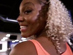 curby ebony babe mimi curvaceous twerks her big ass