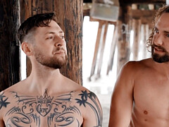 Tattooed amateur bottom barebacked and jizzed in sex