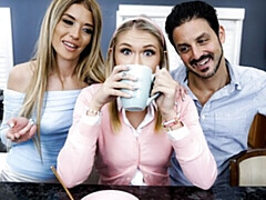 18 летние, Большая жопа, Большой член, Минет, Две девушки, Натуральные сиськи, Молоденькие, Сиськи