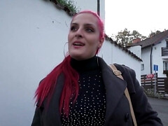 Blasen, Spermaladung, Kehlenfick, Hundestellung, Orgasmus, Pov, Öffentlich, Realität