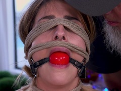 Sadomasoquismo, Amarrada, Morena, Dominación, Penetracion con dedos, Humillación, Natural, Castigada