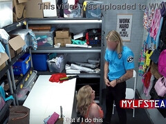 Blondine, Blasen, Geschnappt, Schwanz, Hardcore, Hd, Milf, Bestrafung