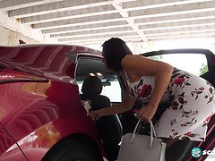 Gros seins, Brunette brune, Éjaculer dans la bouche, Tir de sperme, Fétiche, Talons, Mature, Mère que j'aimerais baiser