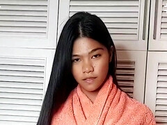 18 jaar, Aziatisch, Bruinharig, Hd, Ladyboy, Tiener, Thais, Tieten likken