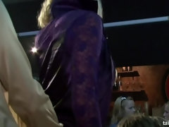 Dansant, Hard, Interracial, Jeans, Lesbienne, Lingerie, Seins naturels, Douche