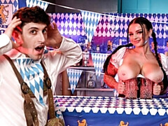 Culo grande, Verga grande, Tetas grandes, Mamada, Morena, Estilo perrito, Madres para coger