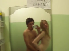 Amateur, Cuarto de baño, Rubia, Casero, Pequeña, Pov, Adolescente, Tetas