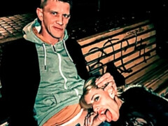 Grosser arsch, Grosser schwanz, Grosse titten, Blondine, Blasen, Hundestellung, Milf, Tätowierung