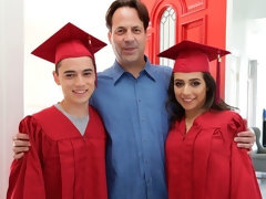 最高, 浴室, フェラチオ, バック, 指いじり, 手コキする, 自然山雀, ティーン