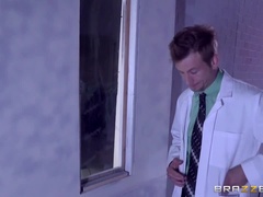 Blasen, Braunhaarige, Arzt, Natürlichen titten, Krankenschwester, Pov, Realität