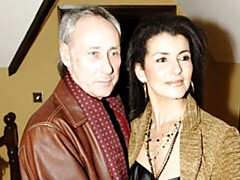 Good girlfriend Georgina Smith screwed by two huge dicks