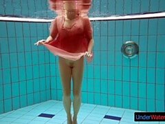 18, 素人, ビーチ, 茶髪の, Hd, プール, ティーン, 水中