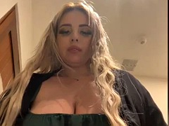 Enthousiasteling, Grote mammen, Blond, Masturbatie, Openbaar, Alleen, Tieten likken