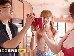 デカ尻, デカパイ, フェラチオ, 茶髪の, イマラチオ, 淫乱熟女, 剃毛, タトゥー