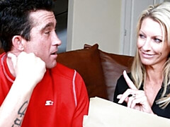 Culo grande, Verga grande, Tetas grandes, Rubia, Mamada, Estilo perrito, Tetas, Esposa