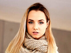 Amateur, Mamada, Tetas naturales, Afeitado, Flaco, Medias largas, Adolescente, Tetas