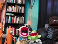 Mooie dikke vrouwen, Grote kont, Grote mammen, Pijpbeurt, Bruinharig, Hondjeshouding, Handbeurt, Kousen