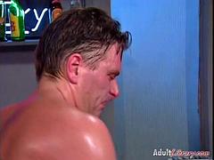 Grote mammen, Blond, Pijpbeurt, Hardcore, Moeder die ik wil neuken, Tieten likken, Oud