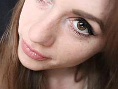 Amateur, Solo, Nénés