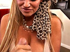 Grosse titten, Blondine, Blasen, Handjob, Hardcore, Reif, Milf