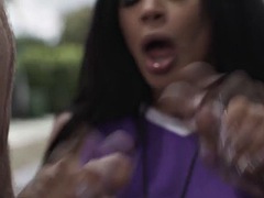 Arschlecken, Grosser schwanz, Grosse titten, Hardcore, Interrassisch, Transfrau, Flotter dreier, Titten