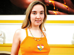 18 летние, Большая жопа, Блондинки, Мастурбация, Порнозвезда, Бритые, Соло, Молоденькие