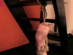 Leie, Sadomasochismus, Blondine, Fesselspiele, Dürr, Gefesselt, Titten