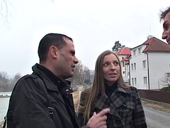 美女, デカチン, チェコ, 下着, アウトドア, 三人