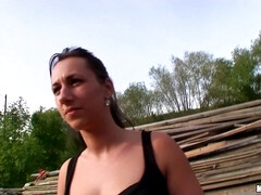 Leie, Blasen, Braunhaarige, Europäisch, Geld, Im freien, Pov, Realität