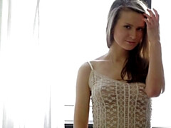 18 ans, Gros cul, Clito, Naturelle, Seins naturels, Orgasme, Maigrichonne, Adolescente