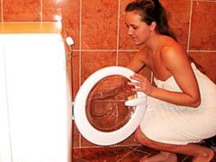 Arsch, Bad, Blondine, Blasen, Hundestellung, Küssen, Jungendliche (18+), Titten