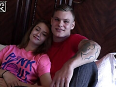 ベッドルーム, デカチン, フェラチオ, 茶髪の, イく瞬間, 軟体, 自然山雀, ティーン