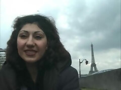 Arabe, Gros cul, Sucer une bite, Brunette brune, Plantureuse, Queue, Nénés, Rétro ancien