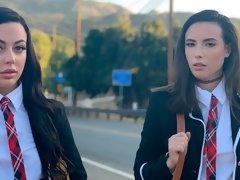 Zwart, Pijpbeurt, Bruinharig, Handbeurt, Interraciaal, Schoolmeisje, Tiener, Trio