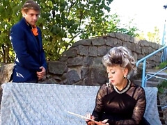 Sucer une bite, Branlette thaïlandaise, Mature, Mère que j'aimerais baiser, De plein air, Actrice du porno, Jarretelles, Tatouage