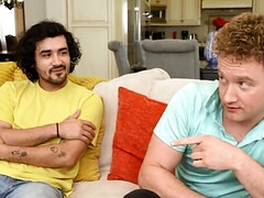 Aziatisch, Blond, Pijpbeurt, Bruinharig, Roodharige vrouw, Ruw, Trio, Tieten likken