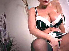 Braunhaarige, Lingerie, Reif, Milf, Mutti, Orgasmus, Spielzeuge, Spanner