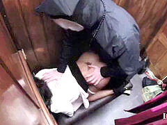 Blasen, Britisch, Braunhaarige, Schwarz, Handjob