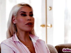 Большие сиськи, Сидя на лице, Хд, Белье, Крошечные, Чулки, Втроем, Сиськи