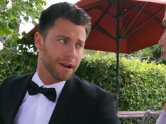 アメリカ人, お尻, 茶髪の, チン, 自然山雀, ショートヘア, タトゥー, 結婚式