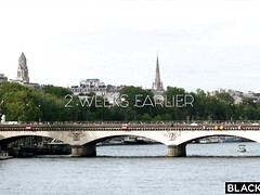 18 ans, Nana, Blonde, Double pénétration, Seins naturels, Public, Plan cul à trois, Uniforme