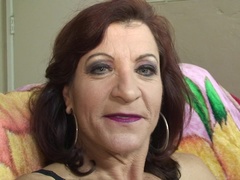 Amateur, Mamada, Corridas faciales, Ama de casa, Interracial, Maduro