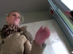 Amateur, Sucer une bite, Bus, Tchèque, Hard, De plein air, Pov, Réalité