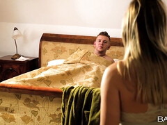 Жопа, Красотки, Большие сиськи, Черные, Британки, Милф